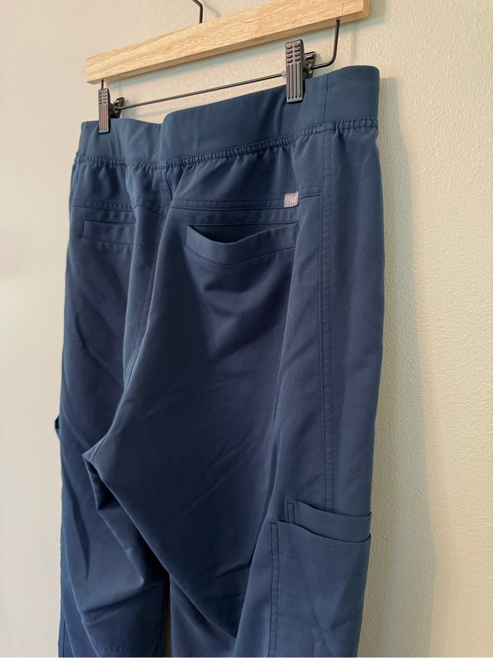 FIGS Axim Cargo Scrub Pants Dark Harbor Size L Straight Leg